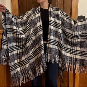 Black and White Plaid Fringe Poncho